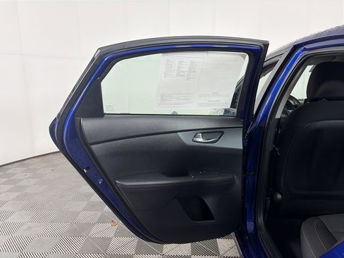 Used 2021 Kia Forte LXS image 33