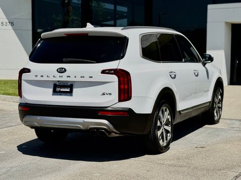 Used 2021 Kia Telluride S FWD image 15