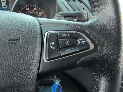 Used 2018 Ford Escape SEL image 25