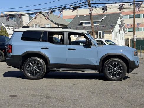 Used 2024 Toyota Land Cruiser w/ Premium Package image 9