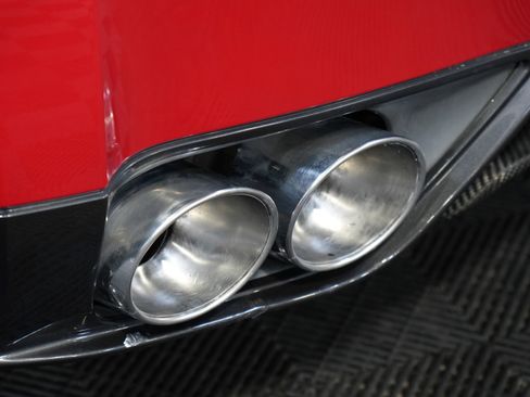 Used 2013 Nissan GT-R Premium image 18