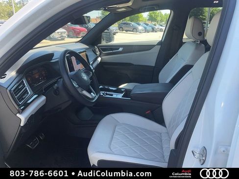 Used 2024 Volkswagen Atlas Cross Sport SEL Premium R-Line AWD/4WD image 5