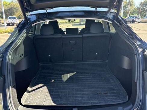 Used 2021 Tesla Model Y Long Range image 8