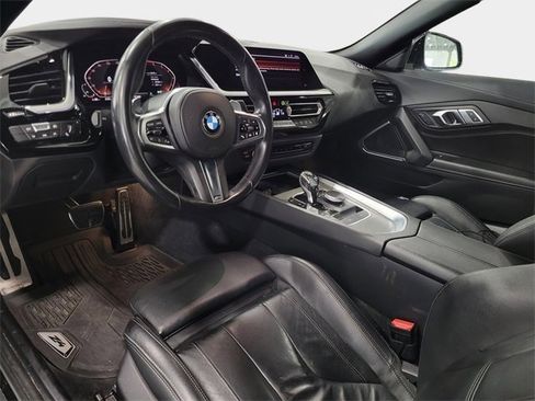 Used 2019 BMW Z4 sDrive30i w/ M Sport Package image 17