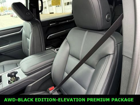 New 2026 GMC Acadia Elevation image 13