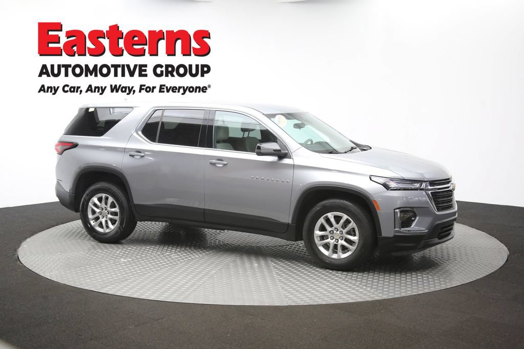 Used 2023 Chevrolet Traverse LS FWD image 47