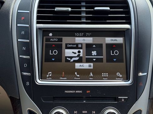 Used 2016 Lincoln MKX Reserve w/ Enhanced Security Package AWD/4WD image 42