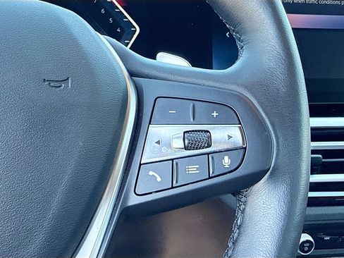 Used 2023 BMW 330i Sedan w/ Premium Package image 38