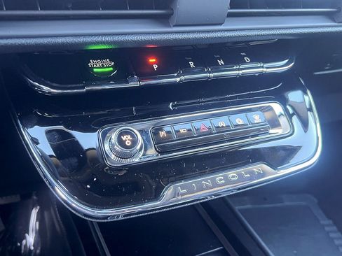 New 2026 Lincoln Corsair Premiere image 8