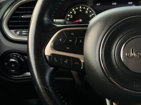 Used 2017 Jeep Renegade Trailhawk image 31