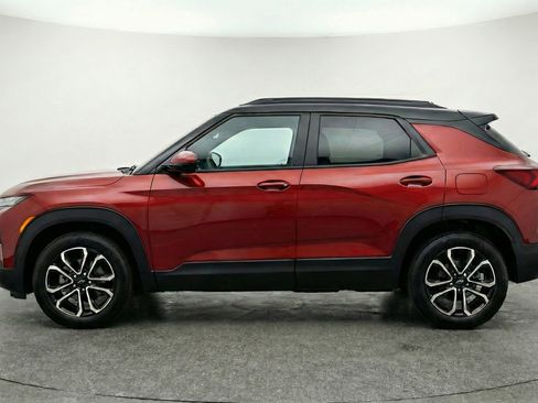 Used 2025 Chevrolet TrailBlazer LT image 5