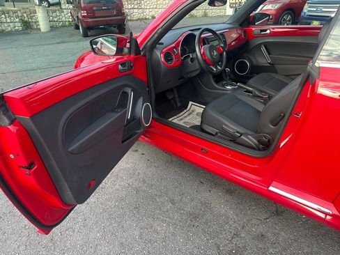 Used 2013 Volkswagen Beetle 2.5 FWD image 12