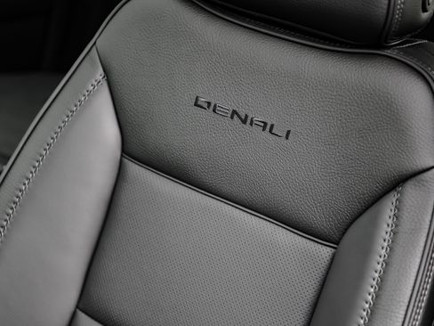 New 2026 GMC Yukon XL Denali w/ Sun & Power Step Package image 17