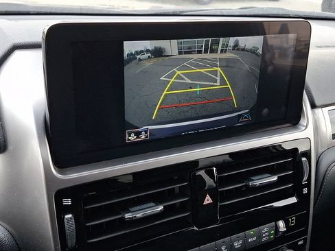 Used 2023 Lexus GX 460 Premium w/ Premium Plus Package image 20