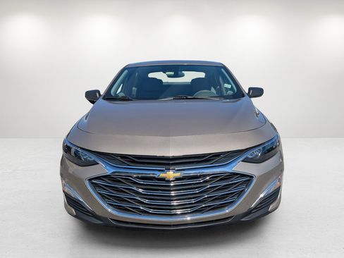 Used 2023 Chevrolet Malibu LS FWD image 2