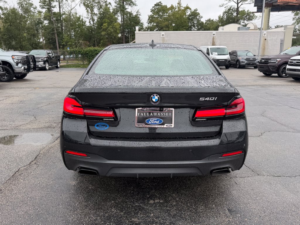 Used 2021 BMW 540i w/ M Sport Package RWD image 3