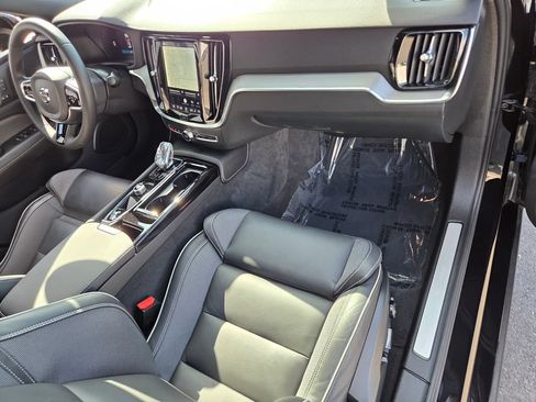 Certified 2024 Volvo S60 T8 Plus w/ Climate Package AWD/4WD image 23