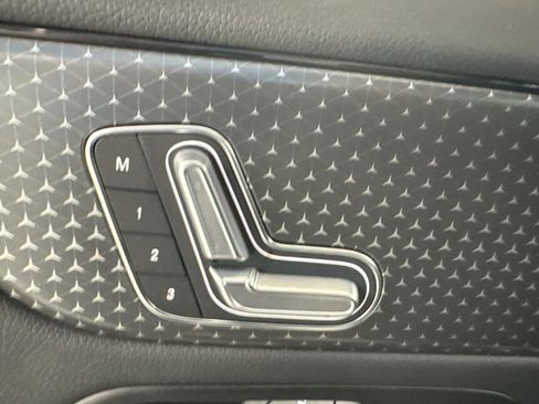 Certified 2025 Mercedes-Benz GLA 250 image 22