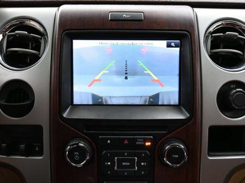 Used 2013 Ford F150 King Ranch w/ King Ranch Luxury Pkg RWD image 31