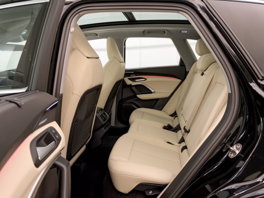 Certified 2025 Audi Q5 Premium Plus w/ Premium Plus AWD/4WD image 25