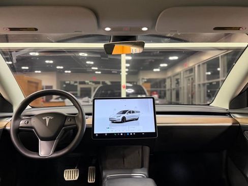 Used 2022 Tesla Model 3 Performance image 37