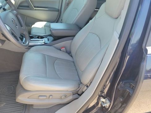 Used 2017 Buick Enclave Premium w/ Experience Buick Package image 12