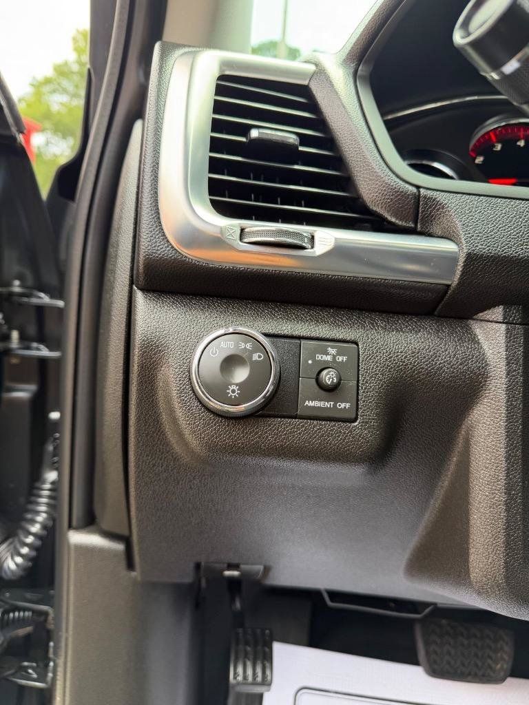 Used 2013 GMC Acadia SLE AWD/4WD image 17