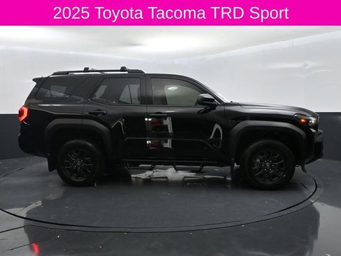 Used 2025 Toyota Tacoma TRD Sport RWD image 4
