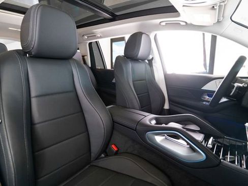 New 2026 Mercedes-Benz GLS 450 4MATIC image 14