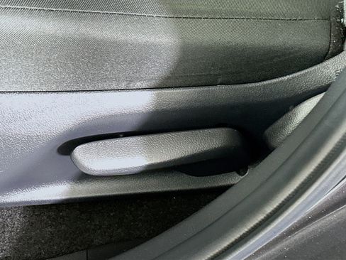 Used 2025 Toyota RAV4 LE FWD image 13