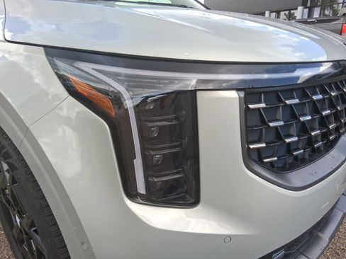 New 2026 Kia Carnival SX Prestige FWD image 7
