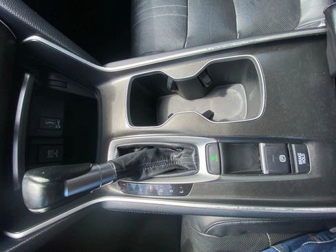 Used 2018 Honda Accord EX-L image 15