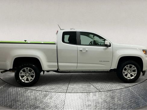Used 2022 Chevrolet Colorado LT w/ Fleet Safety Package image 9