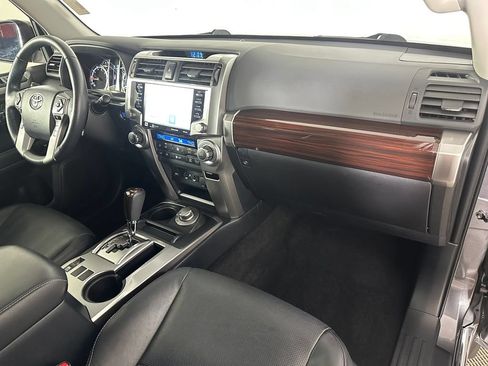 Used 2023 Toyota 4Runner Limited AWD/4WD image 33