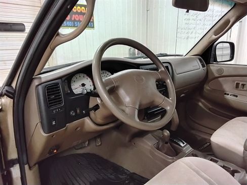 Used 2003 Toyota Tacoma 4x4 Double Cab image 11