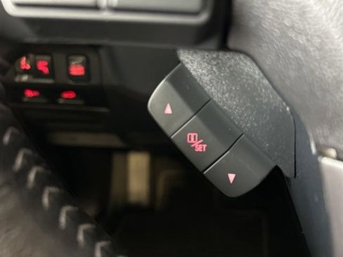 Used 2018 Subaru Forester 2.0XT Touring AWD/4WD image 13