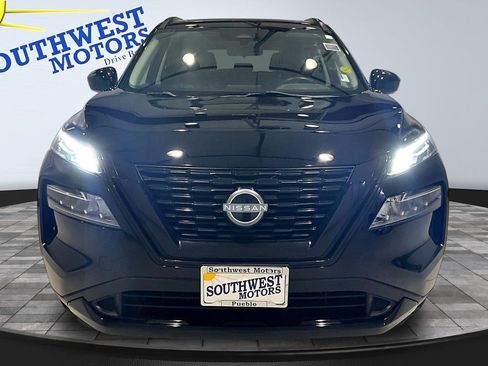 Used 2023 Nissan Rogue SV w/ SV Premium B Package AWD/4WD image 2