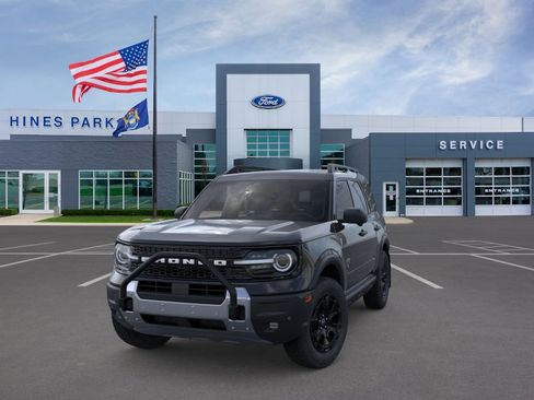 New 2025 Ford Bronco Sport Badlands w/ Sasquatch Badlands Package AWD/4WD image 2