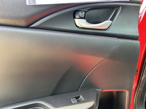 Used 2020 Honda Civic Sport image 23