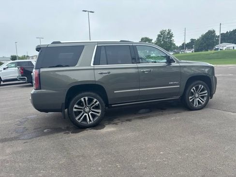 Used 2018 GMC Yukon Denali w/ Denali Ultimate Package AWD/4WD image 8