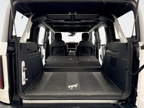 Used 2023 Ford Bronco Wildtrak AWD/4WD image 23