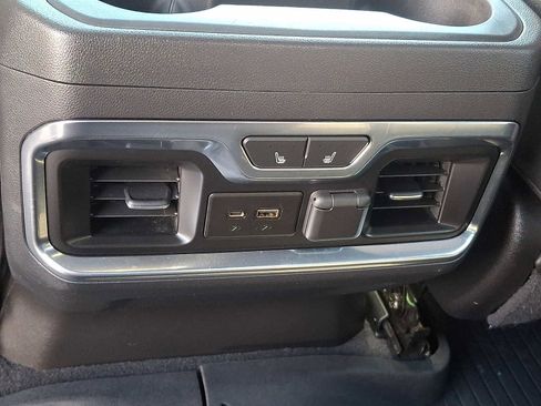 Used 2020 GMC Sierra 1500 AT4 w/ AT4 Premium Package AWD/4WD image 11