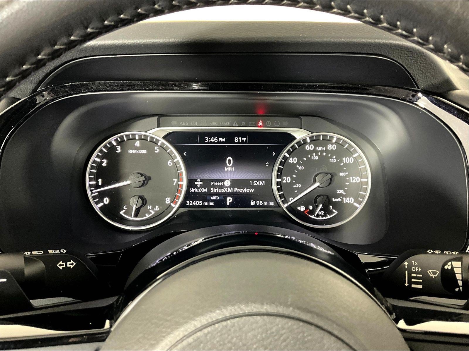 Used 2022 Nissan Pathfinder SV AWD/4WD image 13