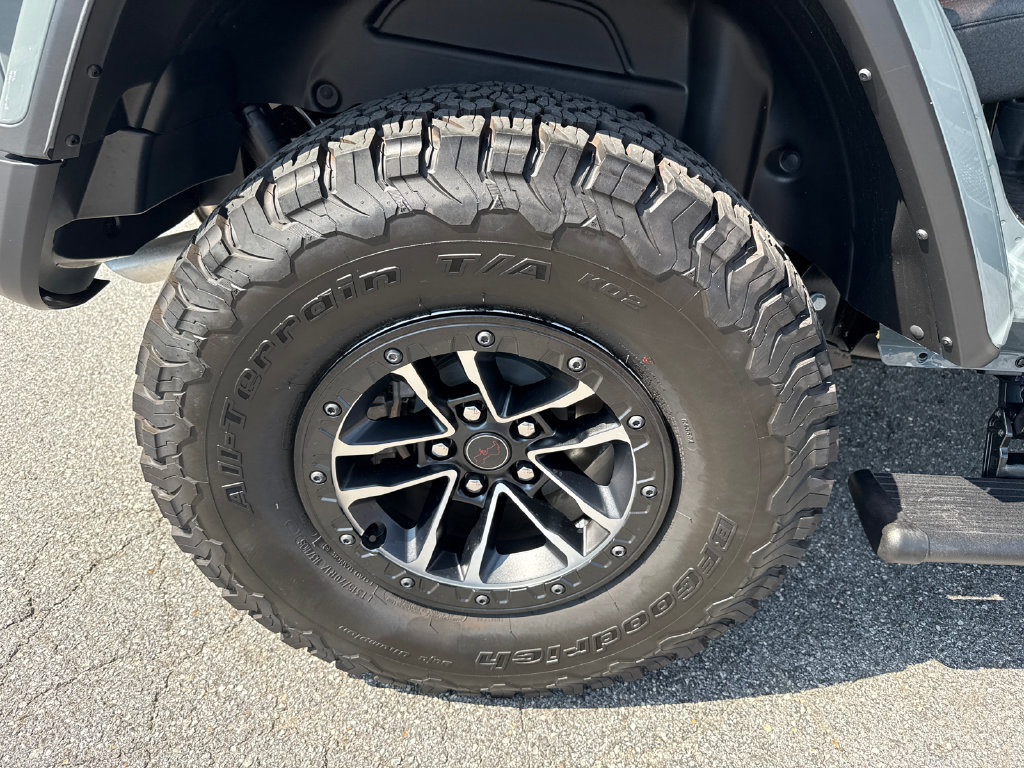 Used 2026 Jeep Wrangler Unlimited Rubicon w/ Xtreme 35 Tire Package AWD/4WD image 17