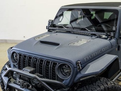 Used 2024 Jeep Wrangler Unlimited Rubicon w/ Technology Group AWD/4WD image 70