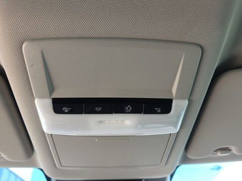 Used 2023 Nissan Rogue S image 20