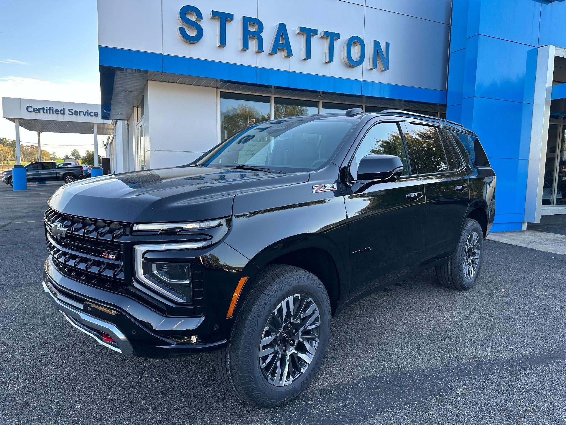 New 2027 Chevrolet Tahoe Z71 w/ Comfort Package AWD/4WD image 1