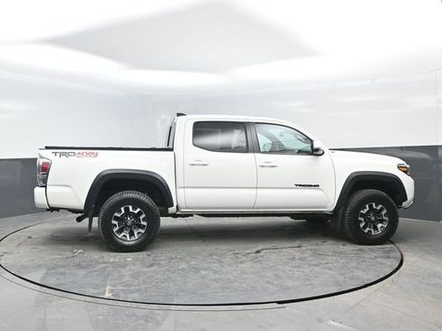 Used 2023 Toyota Tacoma TRD Off-Road w/ Technology Package image 3