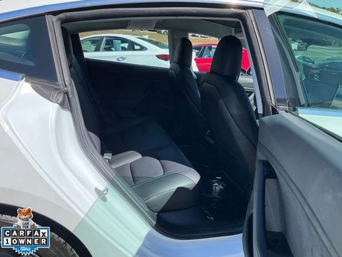 Used 2019 Tesla Model 3 Long Range image 52
