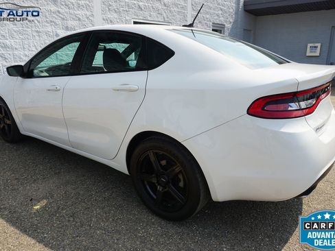 Used 2015 Dodge Dart SXT w/ Sun/Sound Group FWD image 8